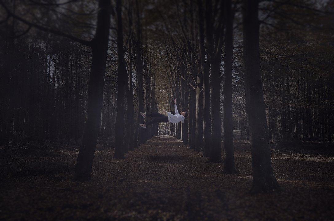 向上跳的香蕉